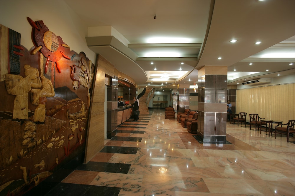 Hotel Victory 16/20