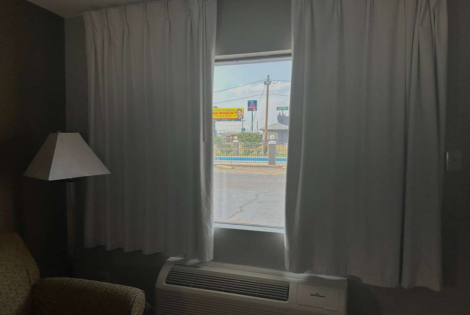 Super 8 by Wyndham Monroe 42/67