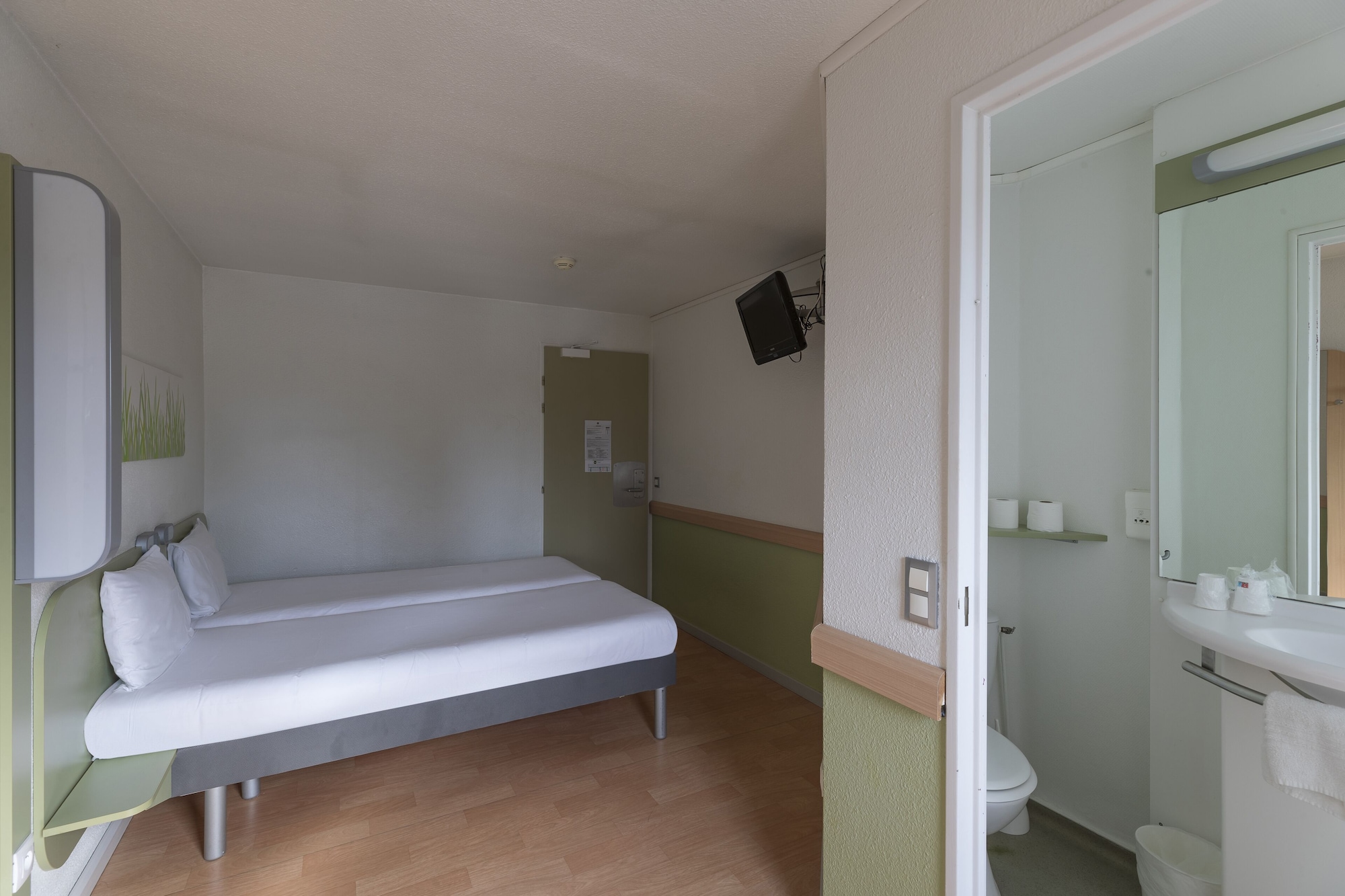 غرفة بسريرين منفصلين، B&B Hotel Troyes Centre 3/5