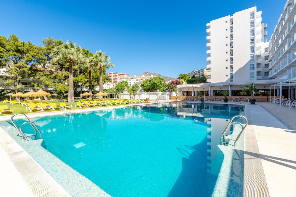 Hotel San Fermin by Dorobe 44/67