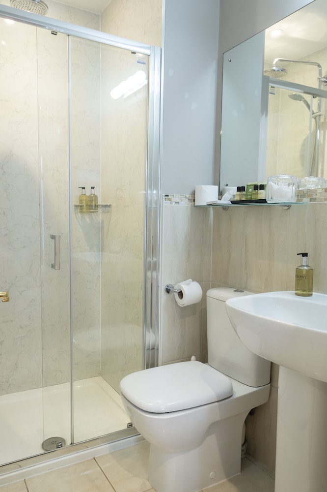 شقة بسرير كوين، Peartree Serviced Apartments 5/6