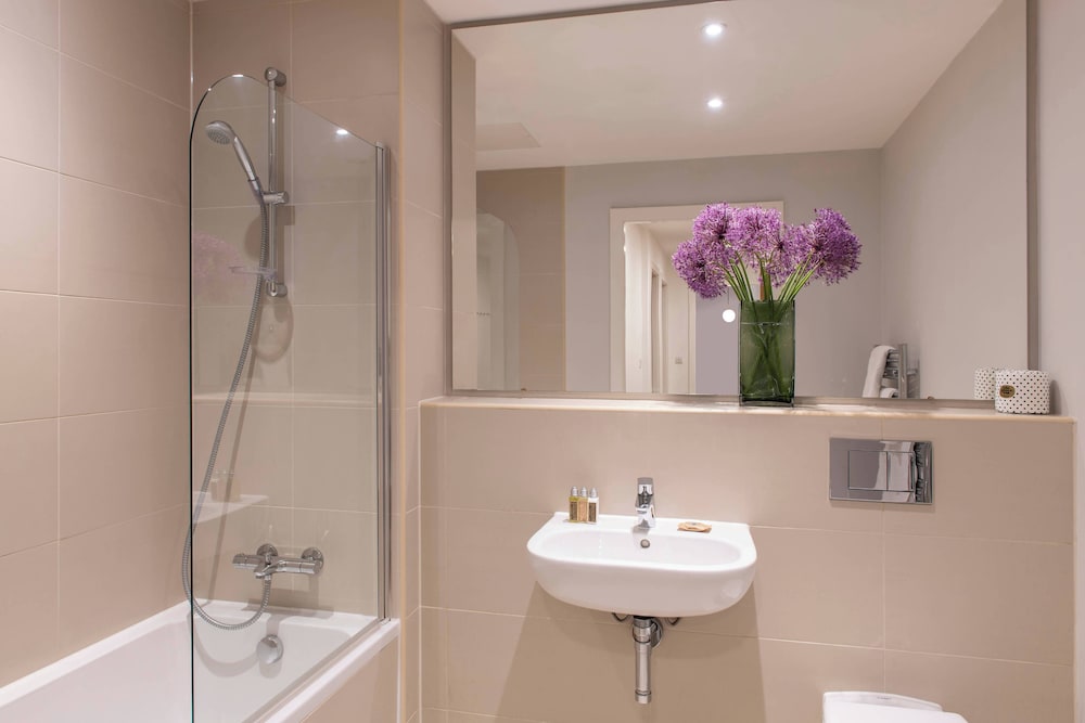 2 Bedrooms, Plus, Apartment, 2 King Beds, Sofa، Cove Minshull Street Piccadilly (ex. SACO Manchester - Piccadilly) 7/10