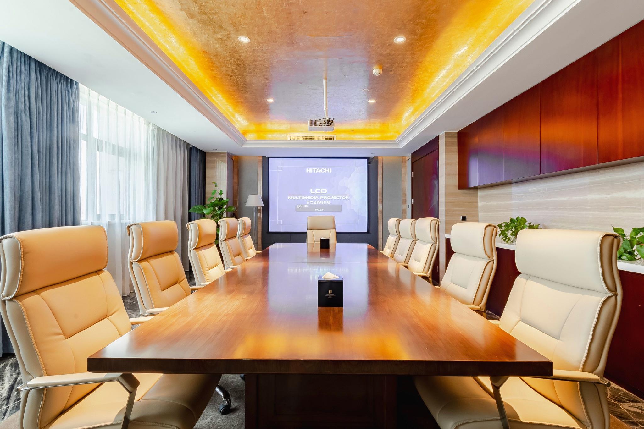 Tianming Jinjiang International Hotel 30/33