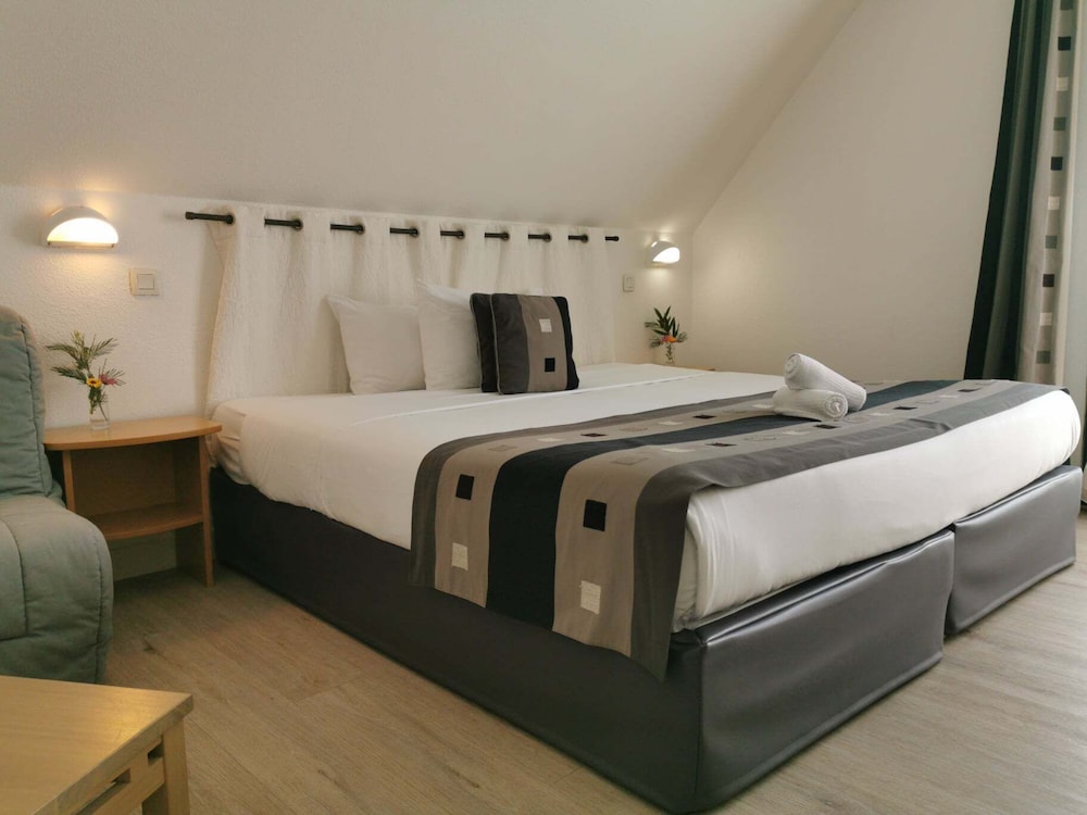 HOTEL LE GAVRINIS 9/25