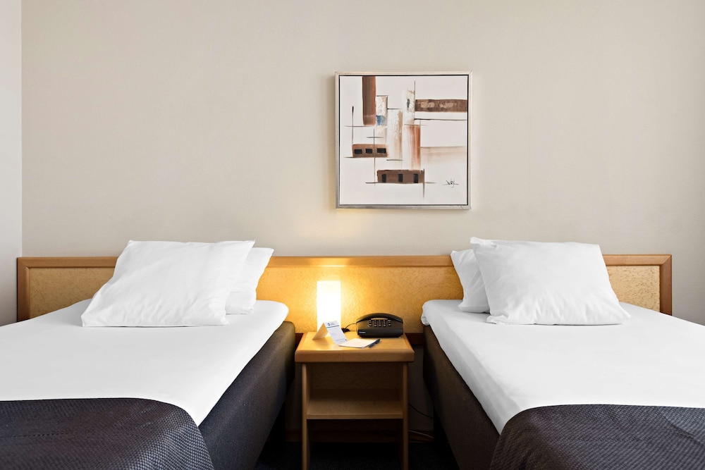 Stav Hotel 9/77