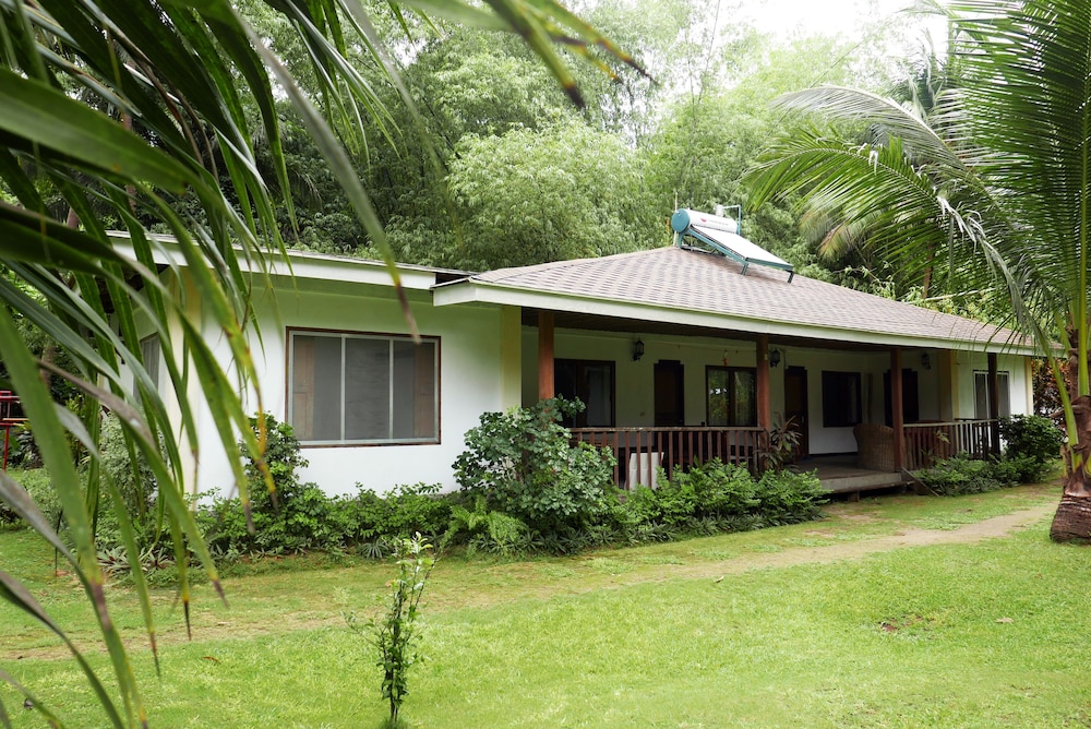 Dolarog Beach Resort 38/50
