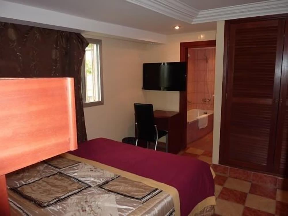 Somatel Hotel 20/28