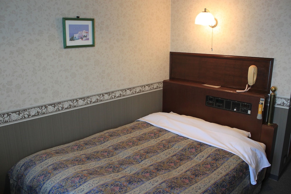 SEASIDE HOTEL KAMOME 12/67