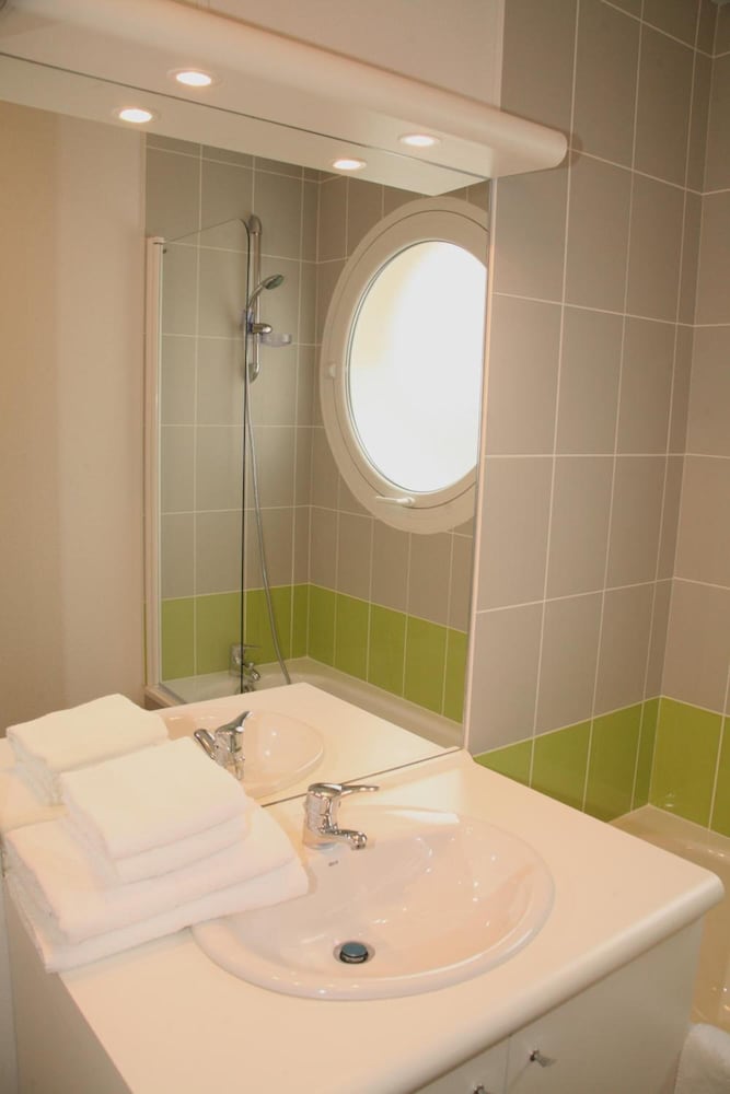 Nemea Home Suite Nancy Centre 45/48