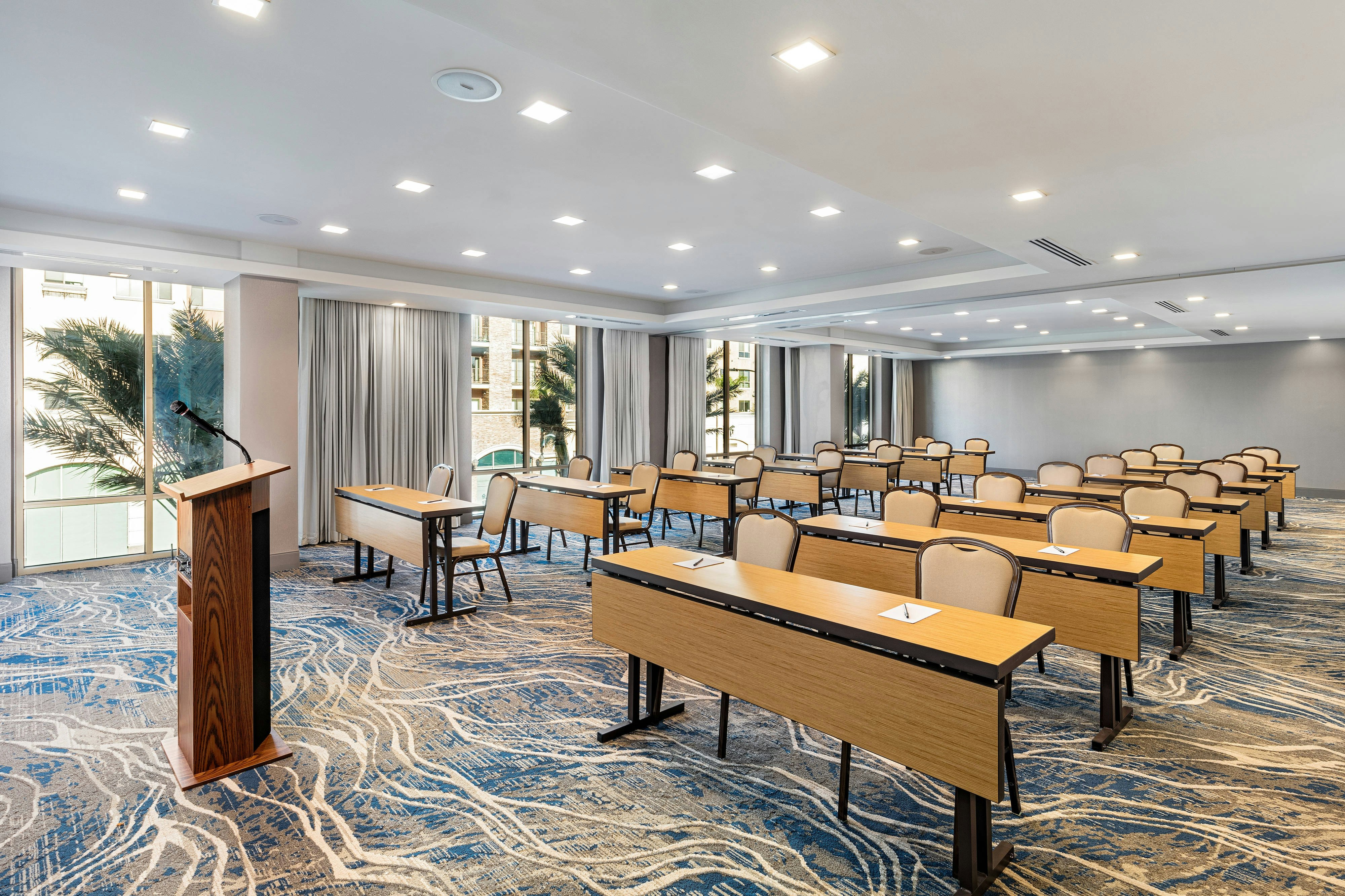 Courtyard By Marriott Los Angeles Monterey Park 23/25