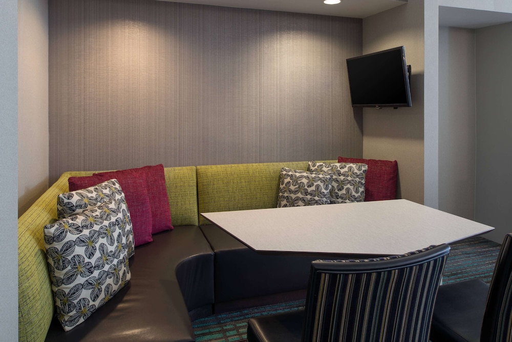 Sonesta Es Suites San Francisco Airport Oyster Point Waterfront 49/57