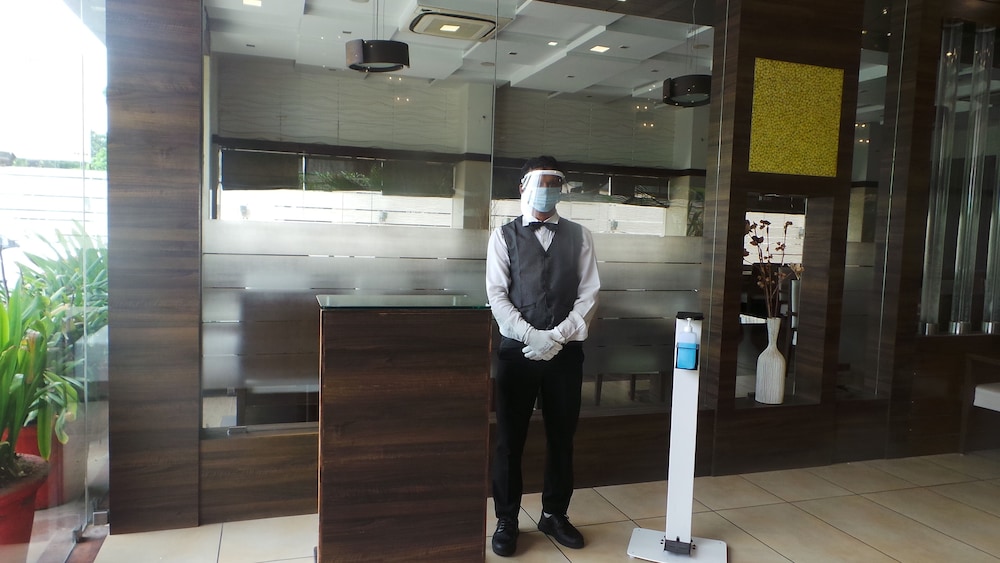 HOTEL LE GRANDE RESIDENCY 5/31