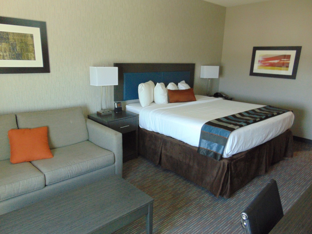 Wingate By Wyndham Lubbock 10/32