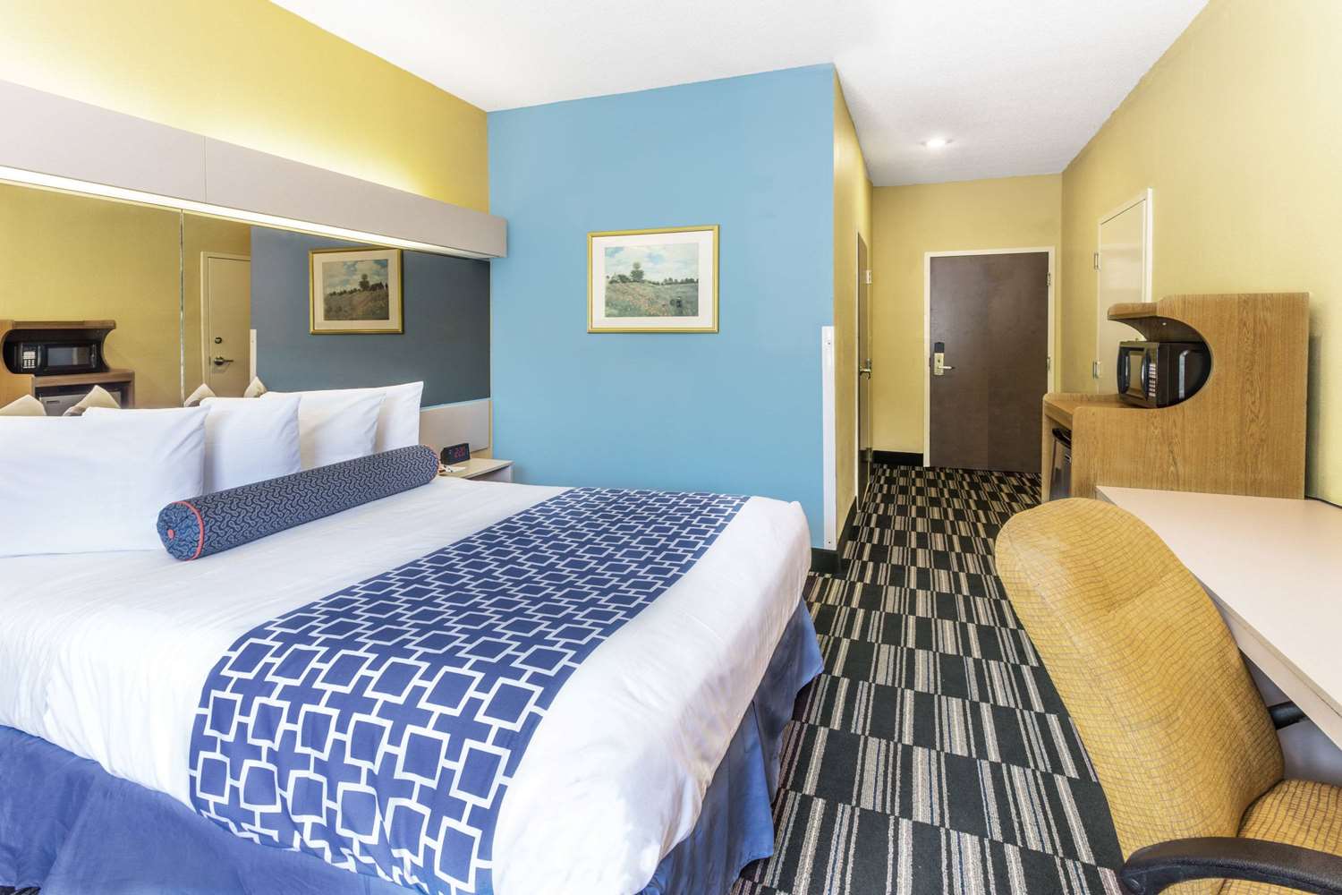 Microtel Inn Suites By Wyndham Stockbridge Atlanta I 75 21/58