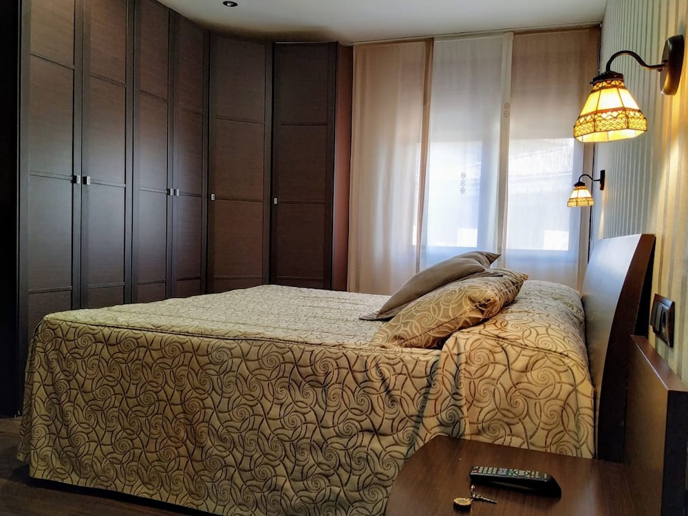 Hotel Arcos Catedral 20/24