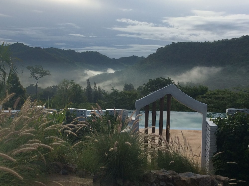 Khun Khao Tamnan Prai Resort 4/78