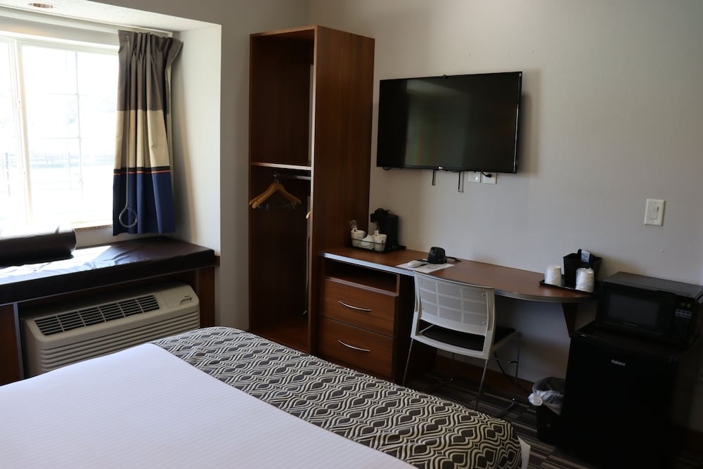 Microtel Inn And Suites Columbus Ft Benning 8/29