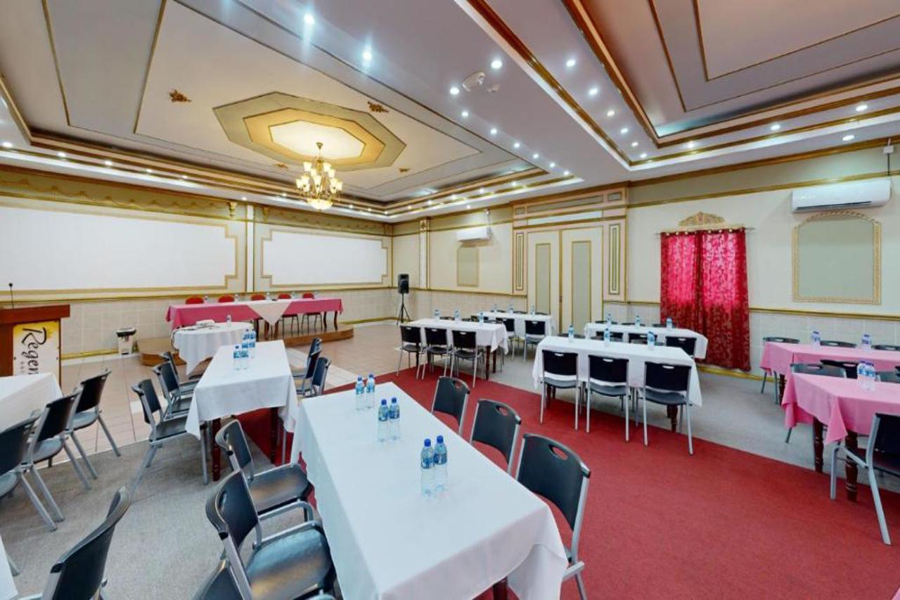 Regency Suites Hotel 17/20