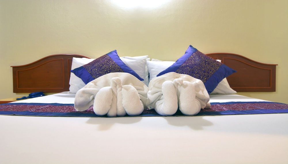 Chumphon Gardens Hotel photo2