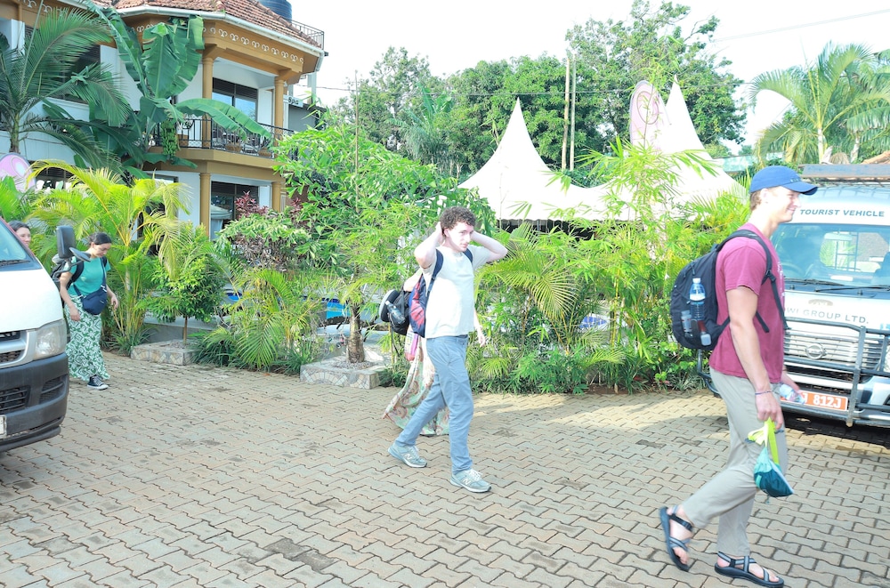 Mowicribs Hotel & Spa 44/50