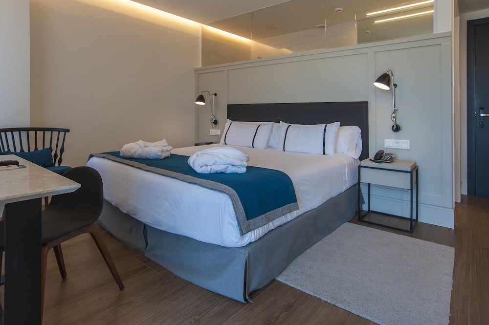 Hotel SANSEbay 25/74