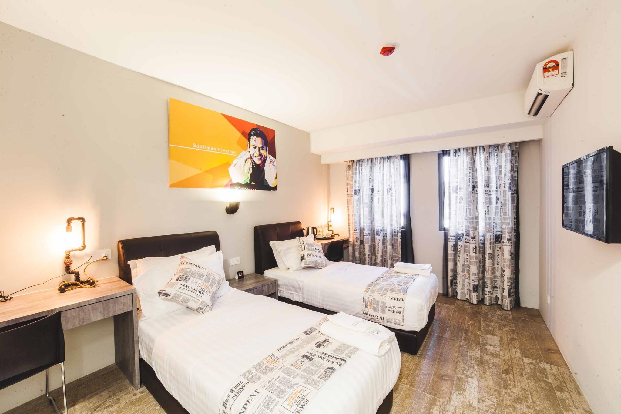 Nginap Hotel 9/30