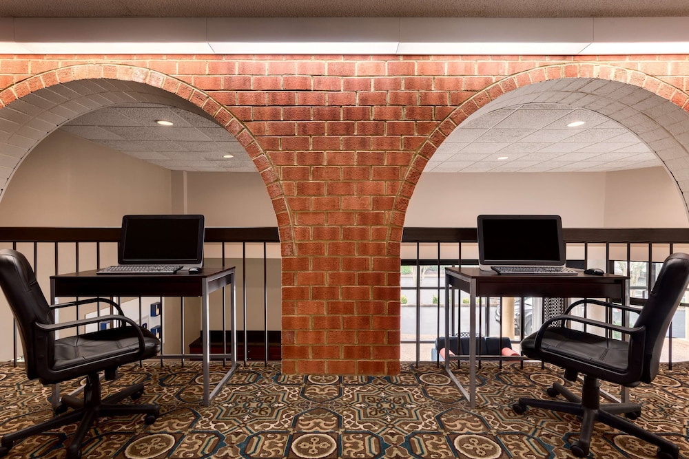Wingate by Wyndham Williamsburg 35/49