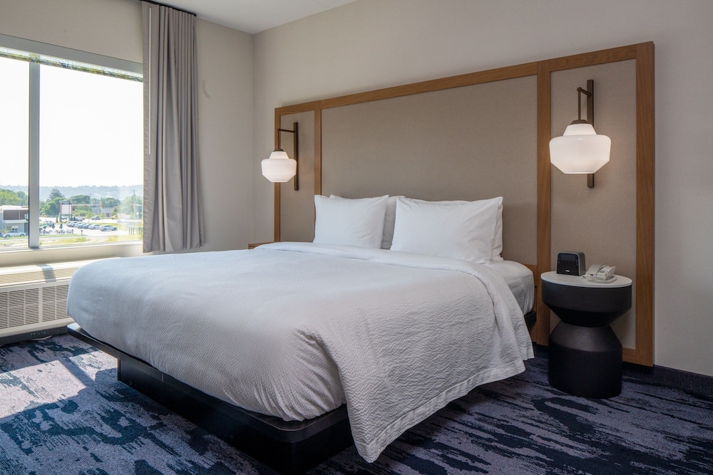غرفة بسرير كينج لذوي الإعاقة، Fairfield Inn & Suites by Marriott Somerset 2/4