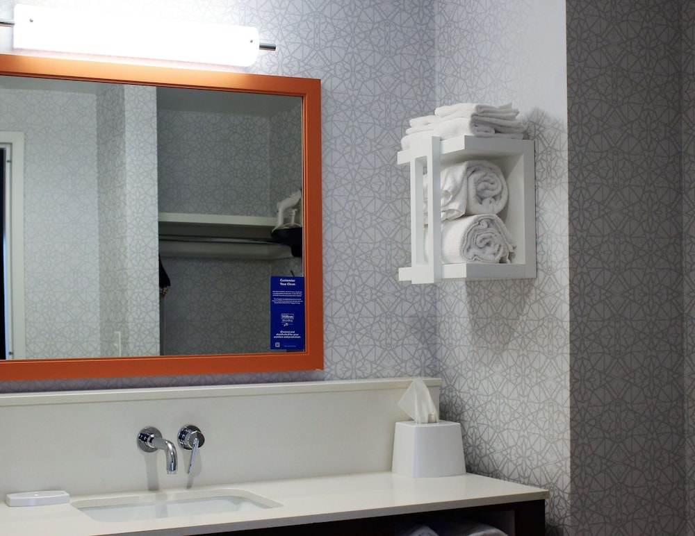 Hampton Inn Lexington Nc 50/55