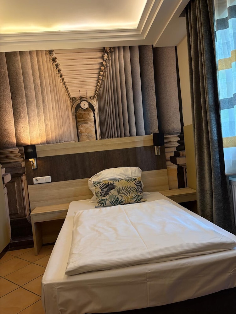 Hotel Athen Kelsterbach Frankfurt Airport 26/50