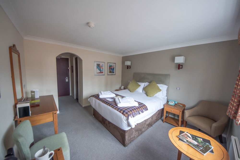 Norfolk Arms Hotel 9/55