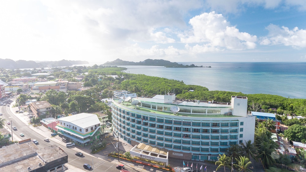Palasia Hotel Palau 3/50