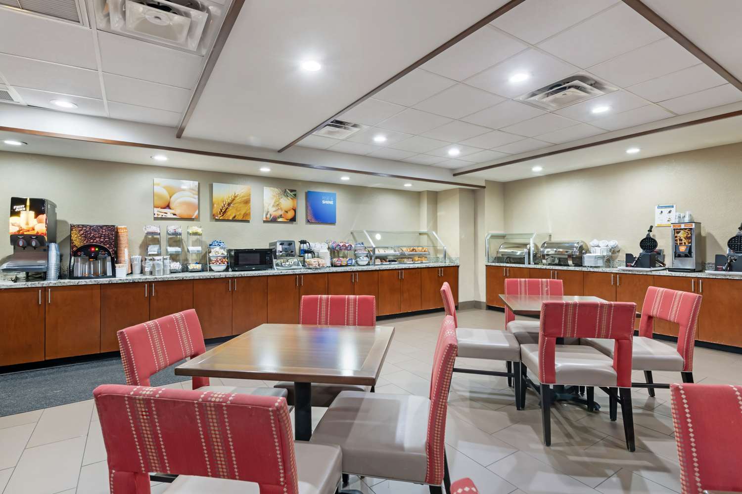 Comfort Suites Downtown Orlando 23/31