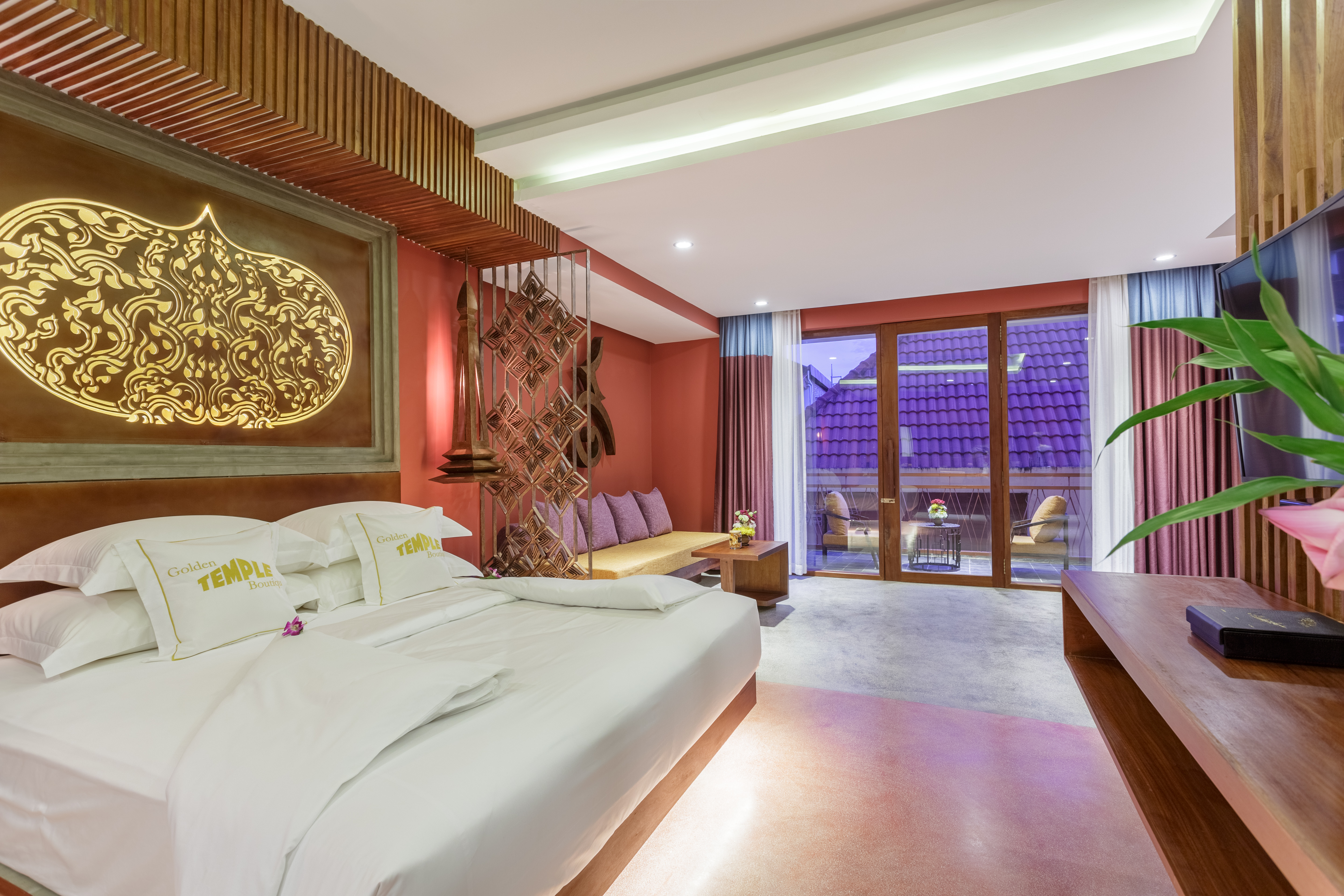 Courtyard Suite