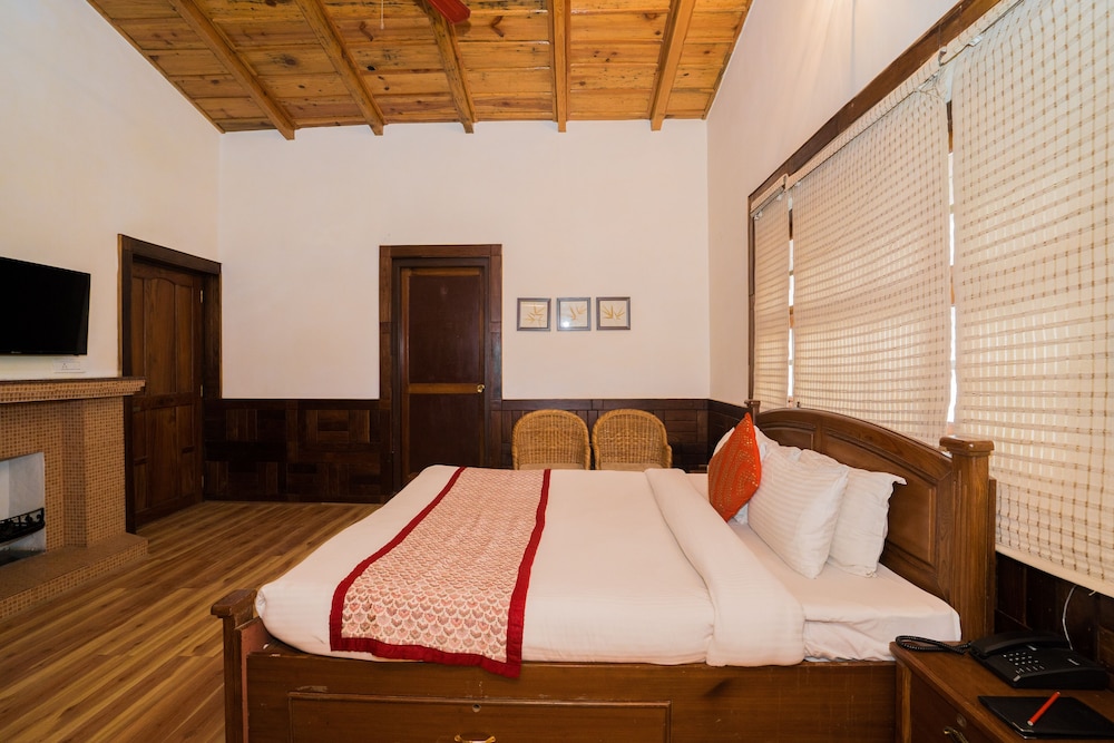 BHIKAMPUR LODGE 10/50