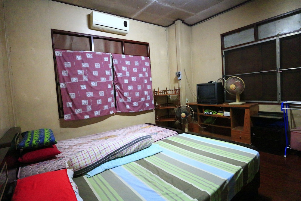 Anurak Guesthouse 11/39