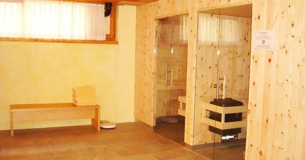 Schweizerhaus Swiss Quality Hotel 32/50