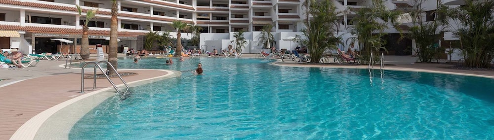 PALOMA BEACH APARTMENTS 1/57