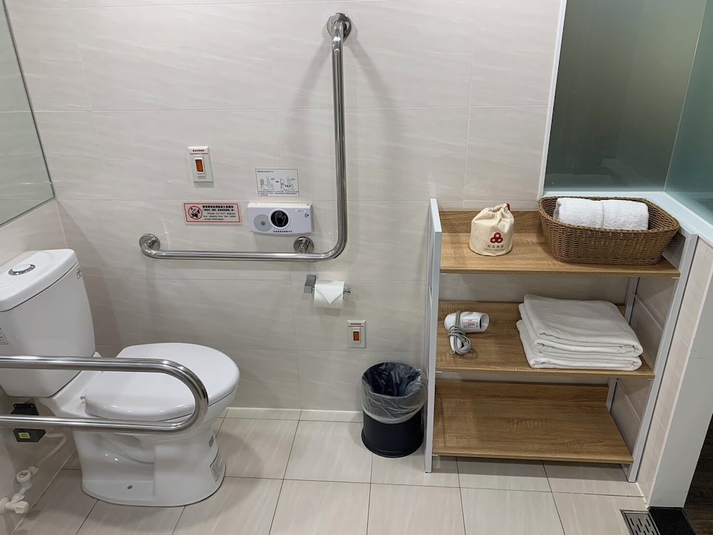 Eastin Taipei 70/71