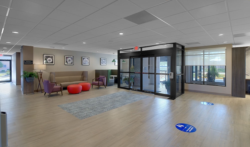 Hampton Inn & Suites Houston-Cypress Station 20/29