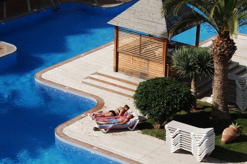 Apartamentos Hg Tenerife Sur 15/50