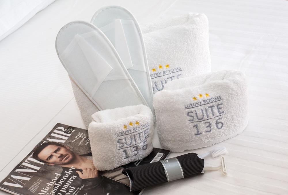Suite 136 Luxury Rooms 19/50
