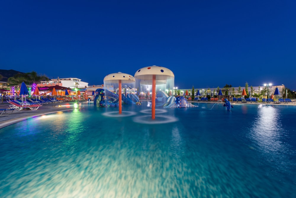 Caretta Beach Resort & WaterPark 84/91
