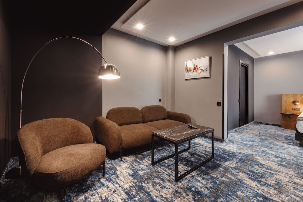 Splendid Tbilisi Hotel 55/70