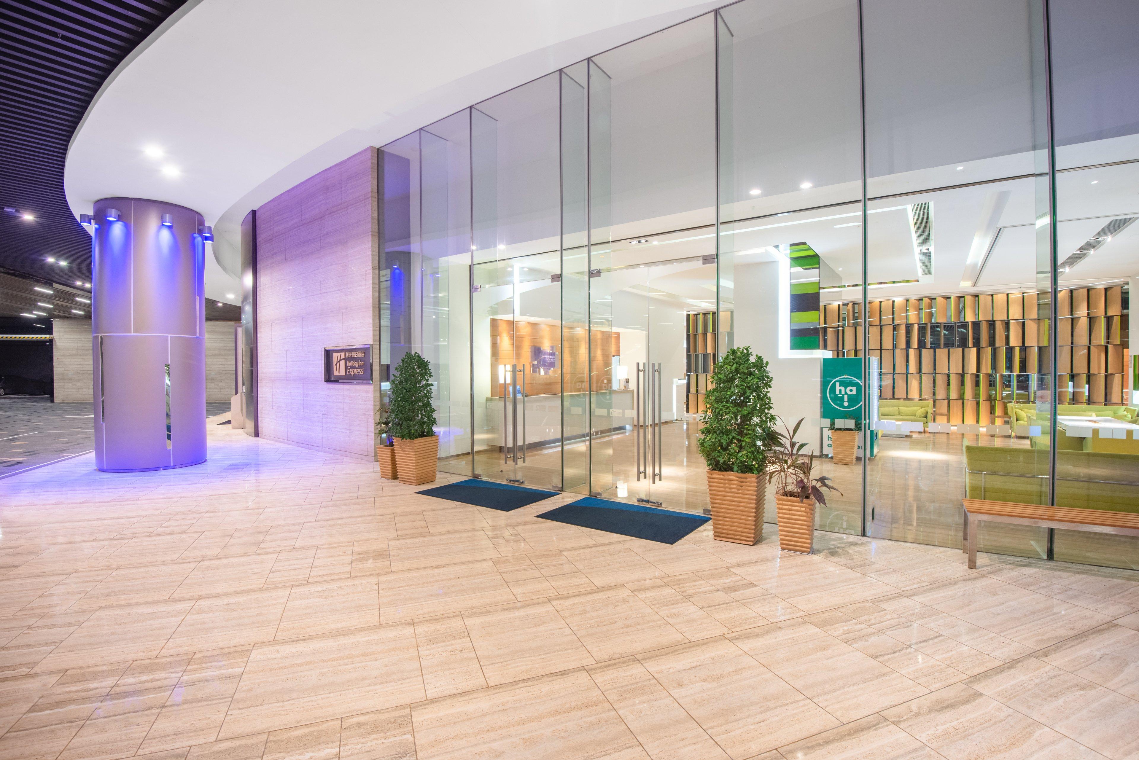 Vega Suites 28/50