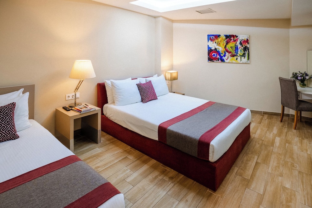 3 Bedrooms, Apartment, 2 Queen and Twin Beds, Garden Area، Cheya Residence Tesvikiye 5/7