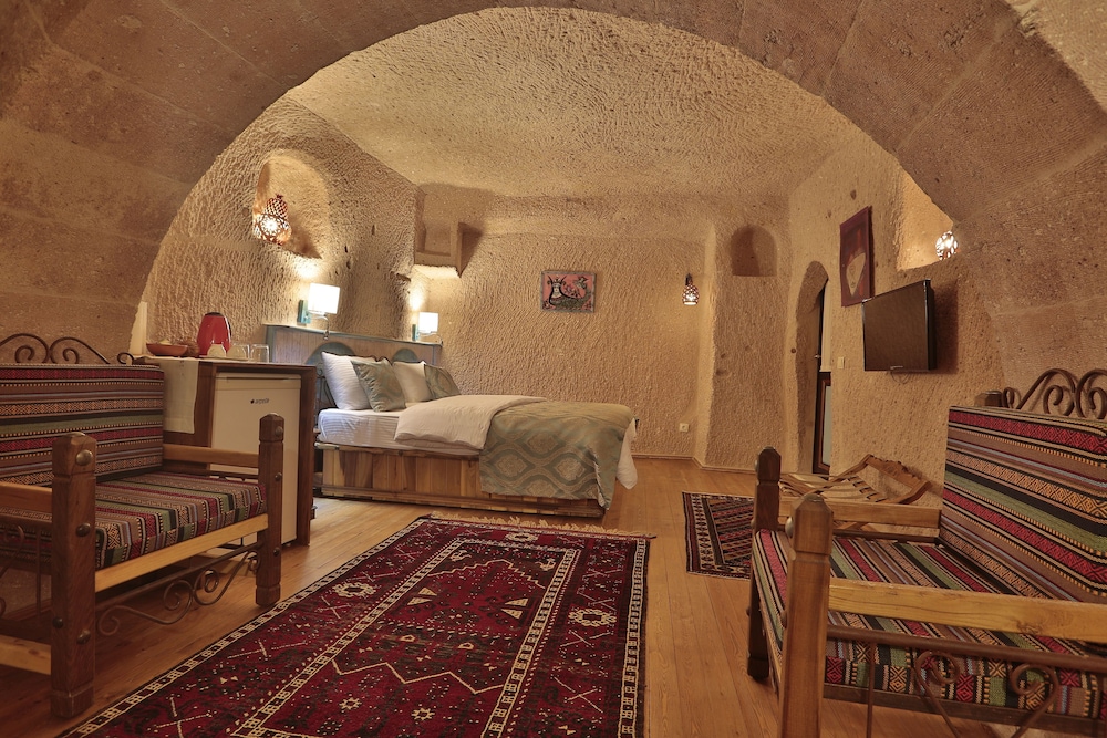Three Doors Cappadocia 15/27