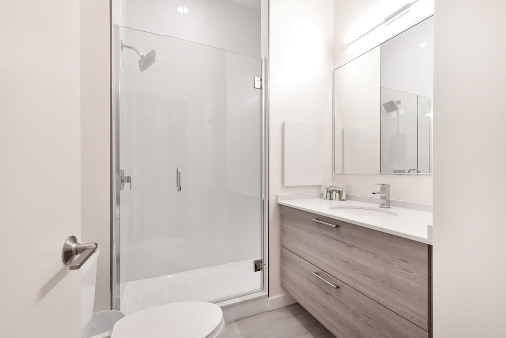 Global Luxury Suites Downtown Boston 63/68