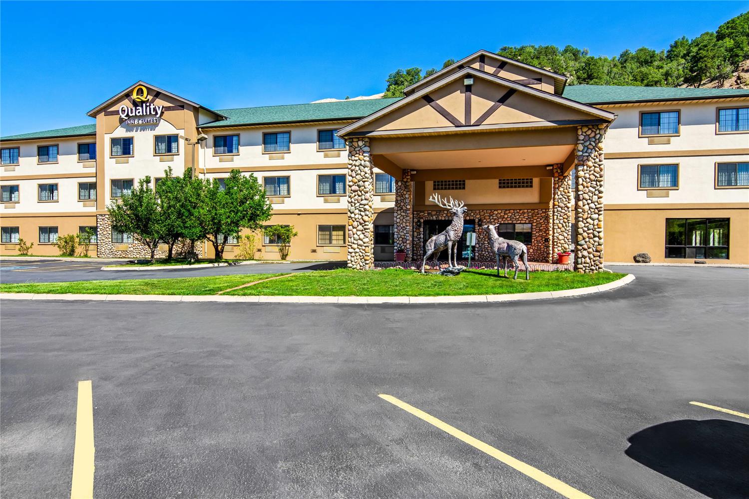 Quality Inn & Suites Vail Valley 35/35