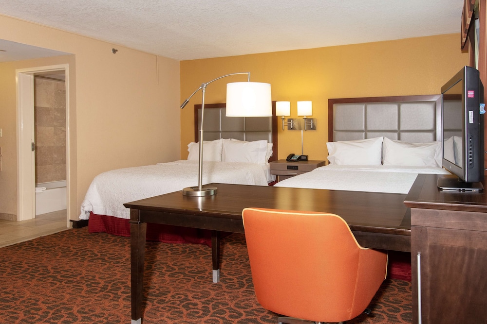 Hampton Inn And Suites Jacksonville Airport 29/42